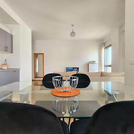 Deluxe For Three 24h Check In アパート *