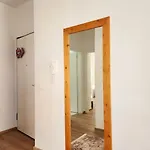 Apartment Deluxe For Three 24h Check In Tirana