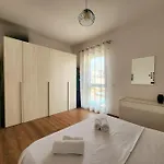 Apartment Deluxe For Three 24h Check In Tirana
