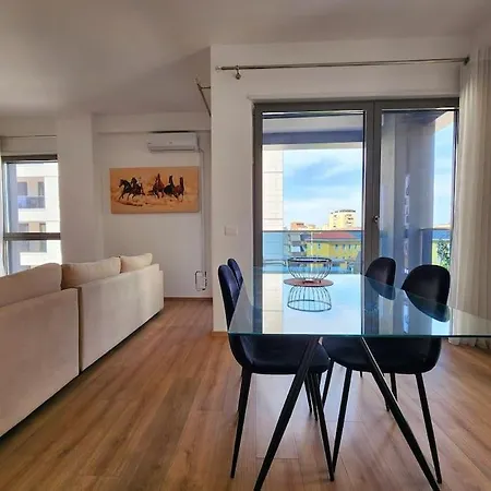 Deluxe For Three 24h Check In