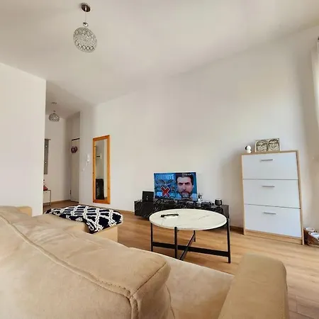 Deluxe For Three 24h Check In Apartment *