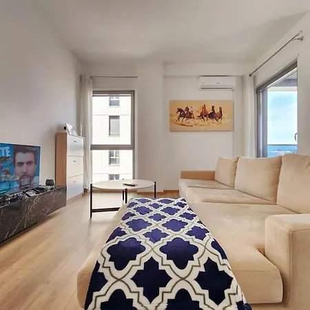 Apartment Deluxe For Three 24h Check In Tirana