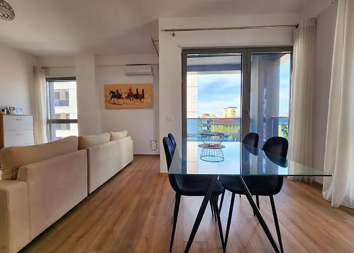 Deluxe For Three 24h Check In