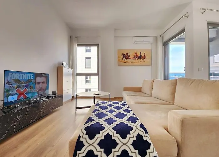 Apartment Deluxe For Three 24h Check In Tirana